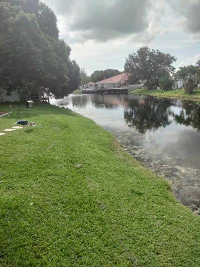 Photo 5 of 6 of home located at 3320 NW 65th St Coconut Creek, FL 33073