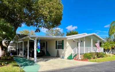 Photo 3 of 53 of home located at 2745 Vine Lane Sebring, FL 33870