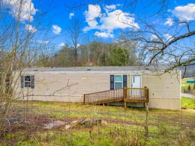 Mobile Home at 4794 Tater Valley Rd Washburn, TN 37888