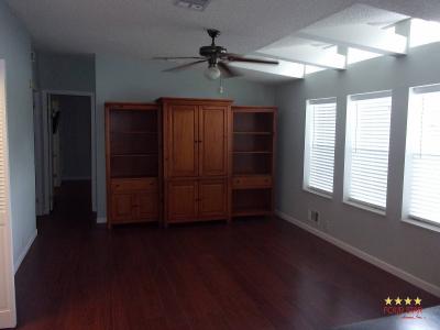 Photo 5 of 24 of home located at 3130 Turtle Dove Tr Deland, FL 32724