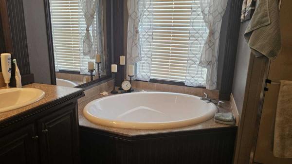 2016 Fleetwood Manufactured Home