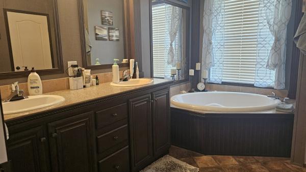 2016 Fleetwood Manufactured Home