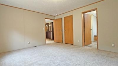Photo 5 of 17 of home located at 6204 Friendship Rd Catlettsburg, KY 41129