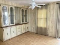 1981 BARR Manufactured Home