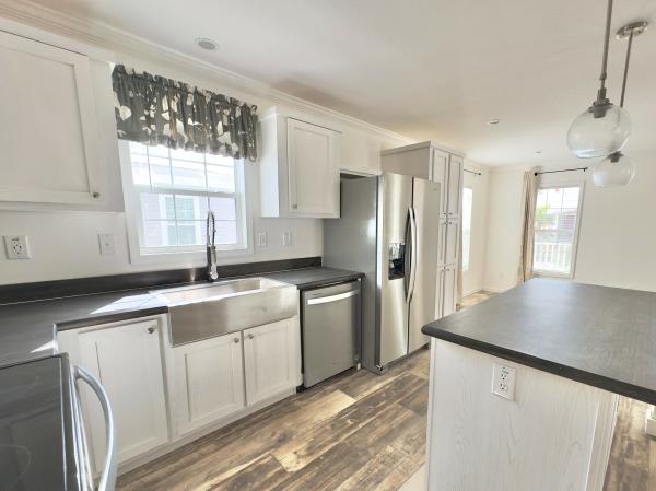 2023 Skyline LE5035 Mobile Home