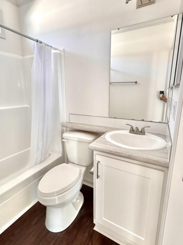 2023 Skyline LE2100 Mobile Home
