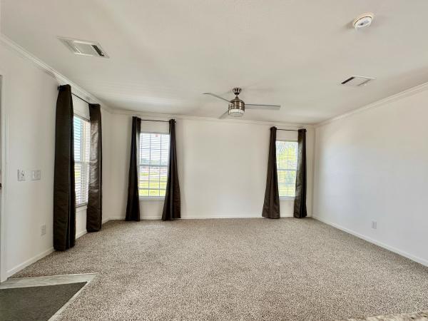 2023 Champion SIG3523B(3BR) Mobile Home
