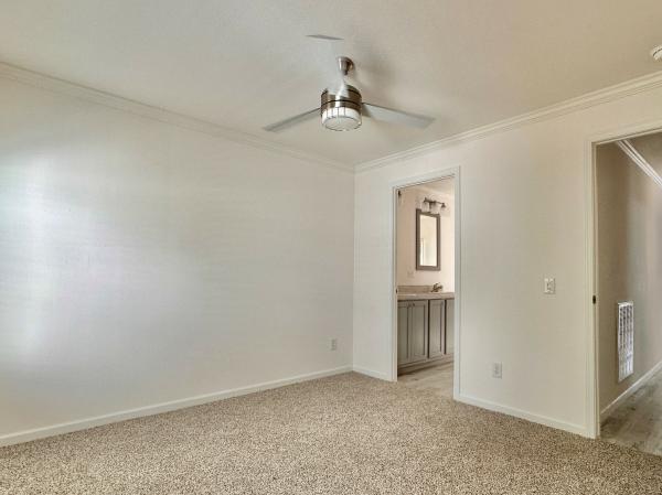 2023 Champion SIG3523B(3BR) Mobile Home