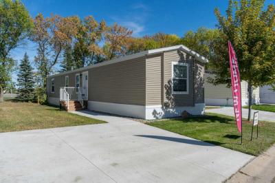 Mobile Home at 138 Kingsway Dr North Mankato, MN 56003