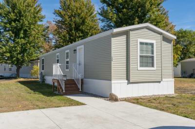 Mobile Home at 288 Kingsway Dr North Mankato, MN 56003