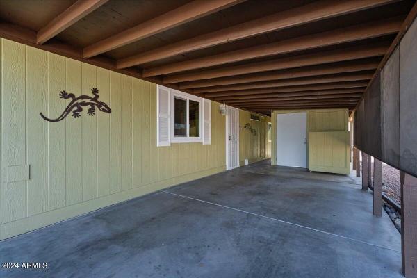 1984 Golden West Home Doublewide / Ground Set  Manufactured Home