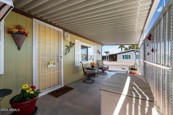1984 Golden West Home Doublewide / Ground Set  Manufactured Home