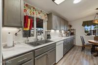 1984 Golden West Home Doublewide / Ground Set  Manufactured Home