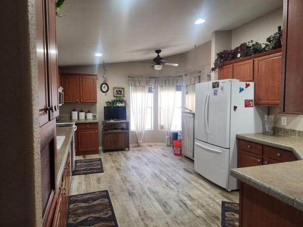 2005 Fleetwood Manufactured Home