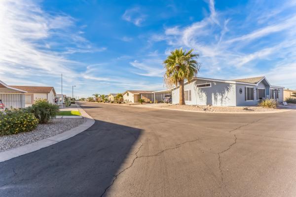 2005 Fleetwood Manufactured Home