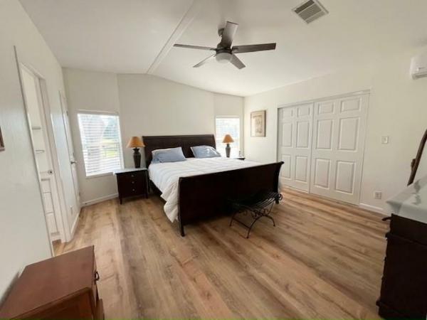 1994 PALM Manufactured Home