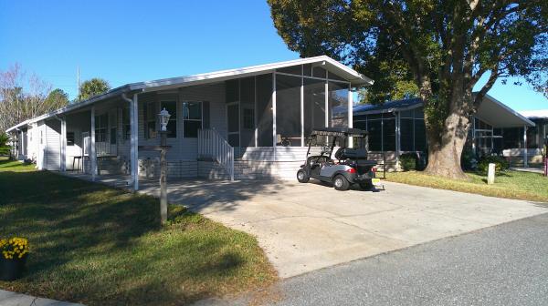 Photo 1 of 2 of home located at 7430 Harbor View Drive Lot 127 Leesburg, FL 34788