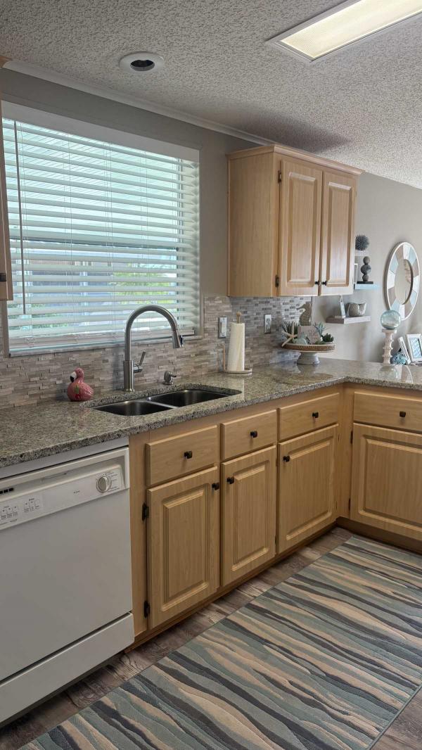 1998 Palm Harbor Manufactured Home