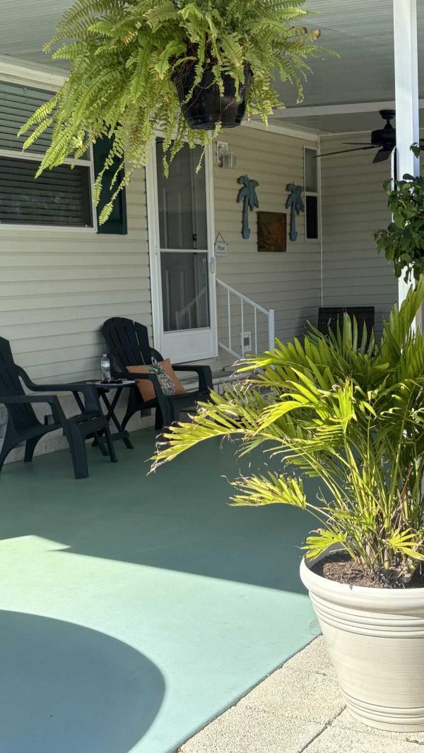 1998 Palm Harbor Manufactured Home