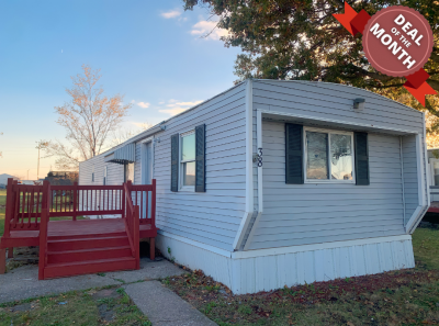 Mobile Home at 38 Village Ct Mediapolis, IA 52637