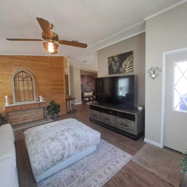 1988 Mobile Home