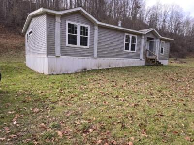 Photo 2 of 14 of home located at 2270 Little Buck Run New Milton, WV 26411