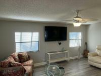 1990 Palm Manufactured Home