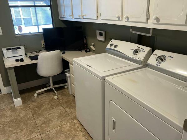 1990 Palm Manufactured Home