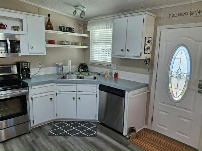 Mobile Home at 6128 Jessup Dr Zephyrhills, FL 33540