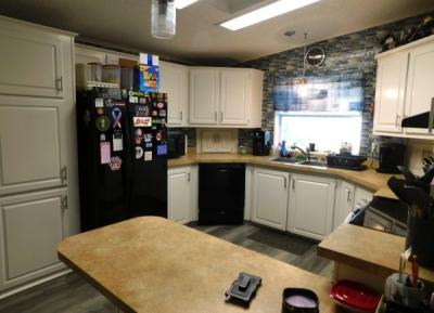 Photo 2 of 8 of home located at 1001 Starkey Road, #731 Largo, FL 33771
