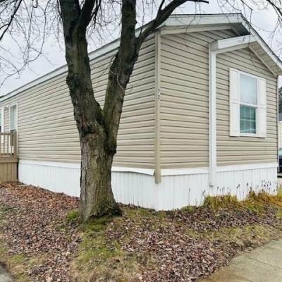 Mobile Home at 72 Dunlap Oxford, MI 48371