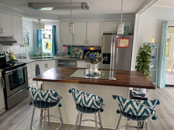 1983 Fleetwood HS Manufactured Home