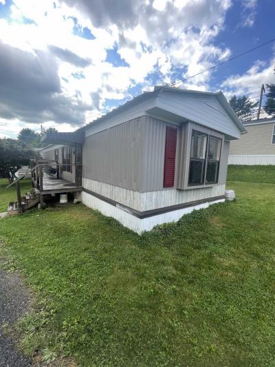 Mobile Home at 4410 Sybil Dr Orefield, PA 18069