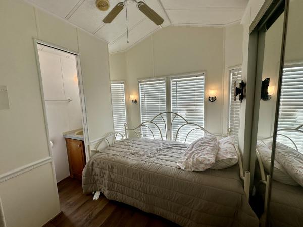 1992 Chariot Mobile Home