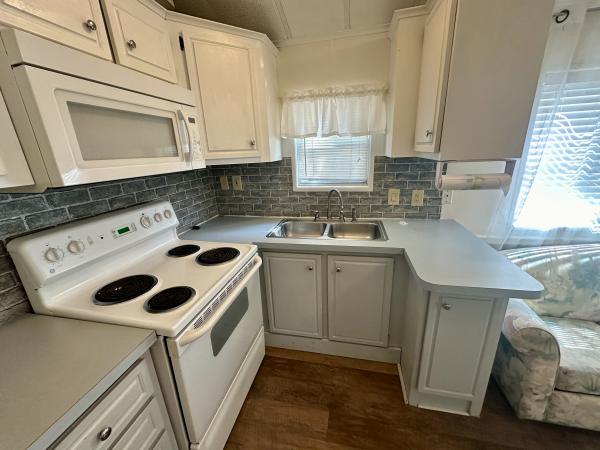 1992 Chariot Mobile Home