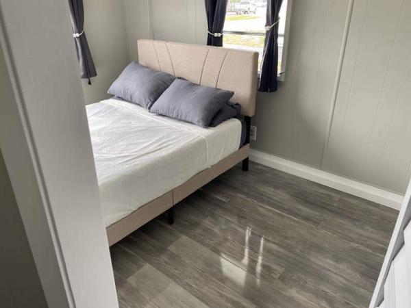 1972 HOME Manufactured Home