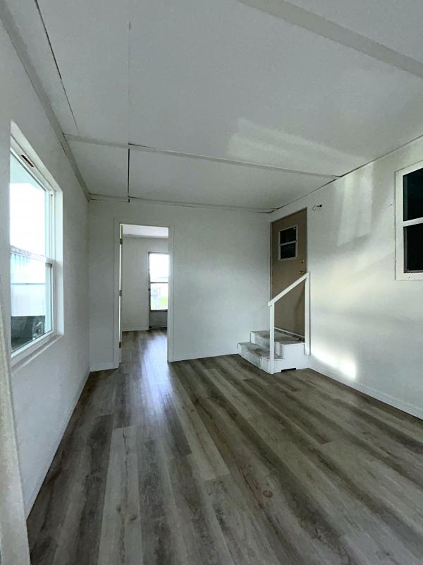 1972 TOWN  Home