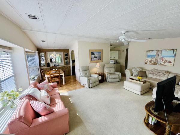 1985 Twin Manufactured Home