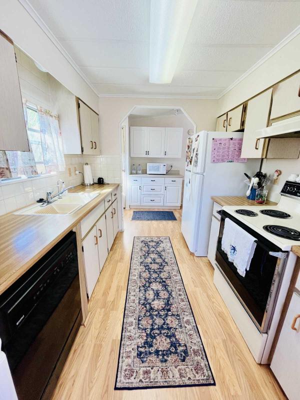 1985 Twin Manufactured Home