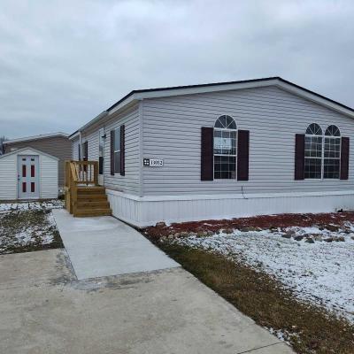 Mobile Home at 33052 Oakleigh New Haven, MI 48048