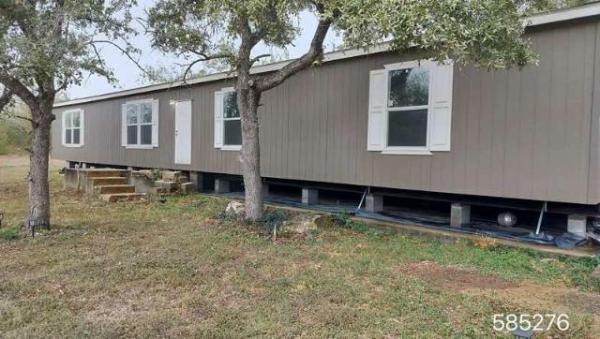 Photo 1 of 2 of home located at Texas New Mobile Homes 16640 S Us 281 #1 San Antonio, TX 78221