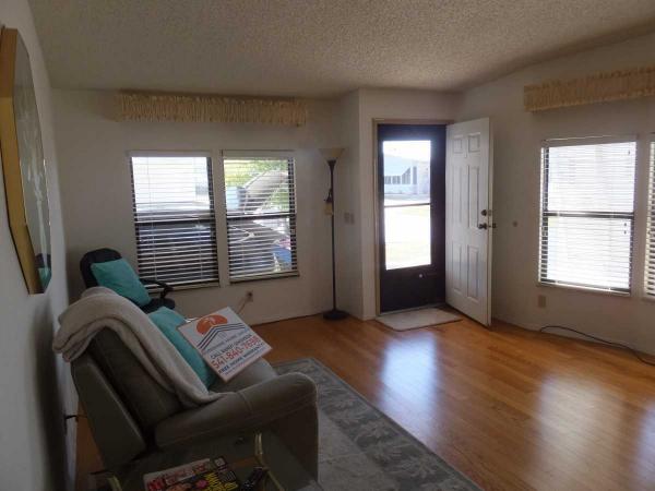 1989 Barr Manufactured Home
