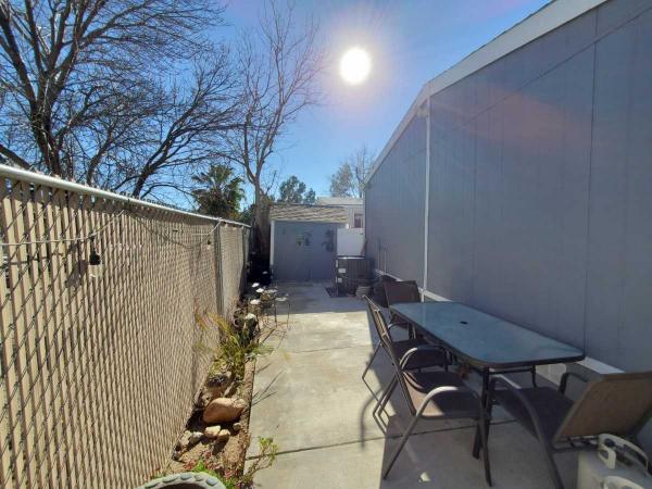 1988 Kaufman Broad Canyon Crest Mobile Home