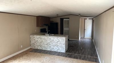 Photo 4 of 12 of home located at 653 County Road 655 Hanceville, AL 35077
