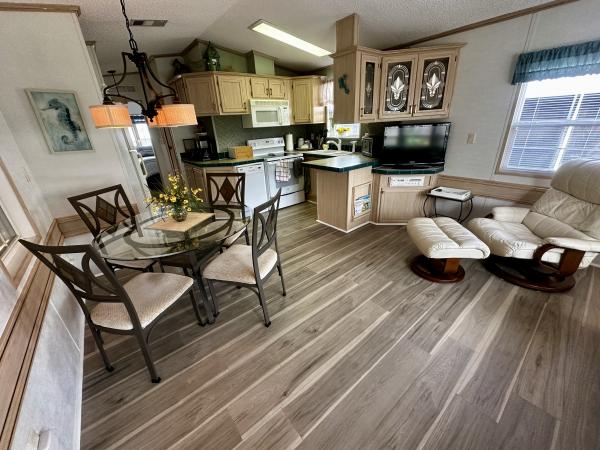 1998 Mobile Home
