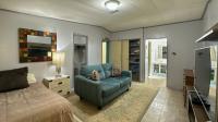 1988 HOME 748-FK-6 Mobile Home