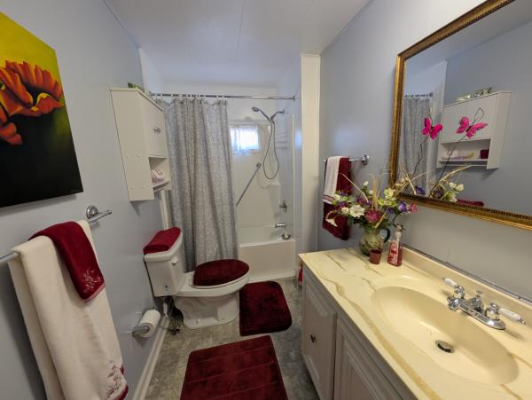 1973 Crosley Manufactured Home Mobile Home