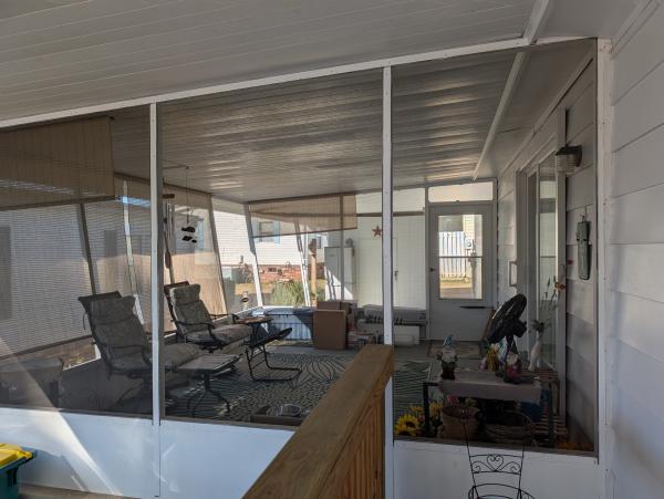 1973 Crosley Manufactured Home Mobile Home