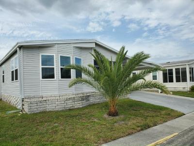 Mobile Home at 5933 Benz Pl Zephyrhills, FL 33540