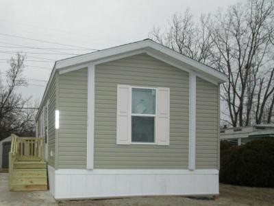 Mobile Home at 17486 Oak Grove Brownstown, MI 48174